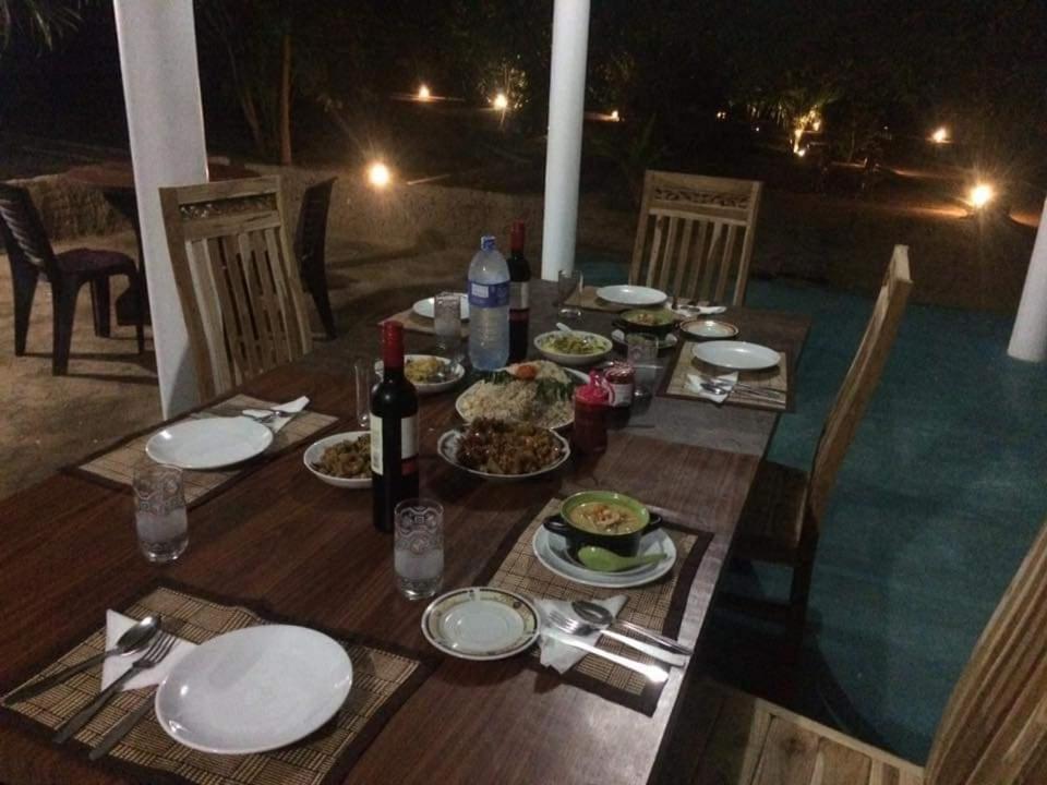 Turtles View Resort Tangalle Exterior foto