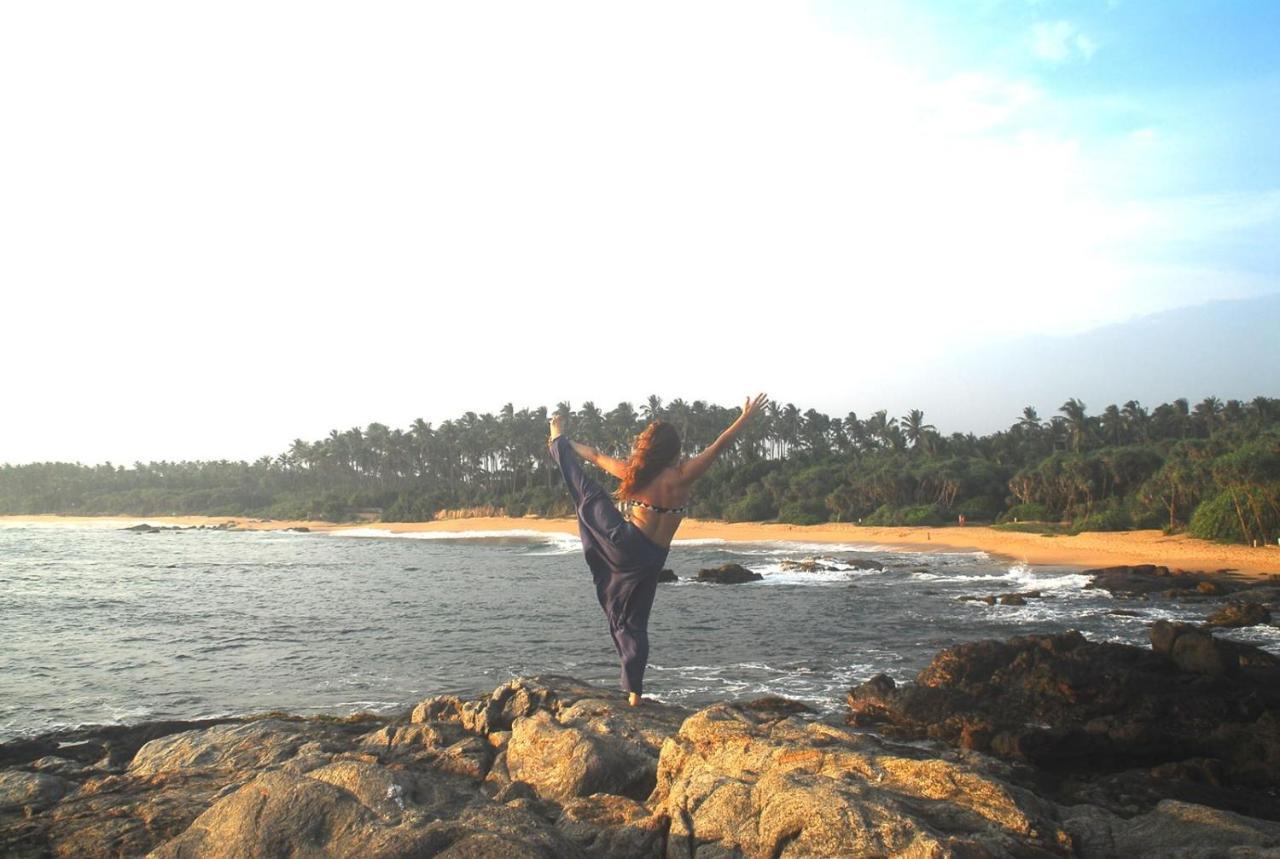 Turtles View Resort Tangalle Exterior foto